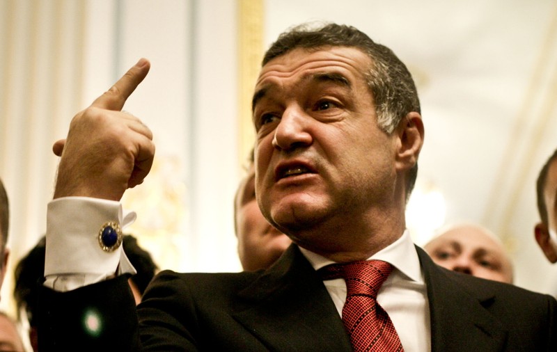 Gigi Becali l-a făcut praf pe Nicolae Dică după eșecul de la Iași: ”Doar tâmpiții fac așa. De acum încolo va fi ca mine, nu mă mai joc!”