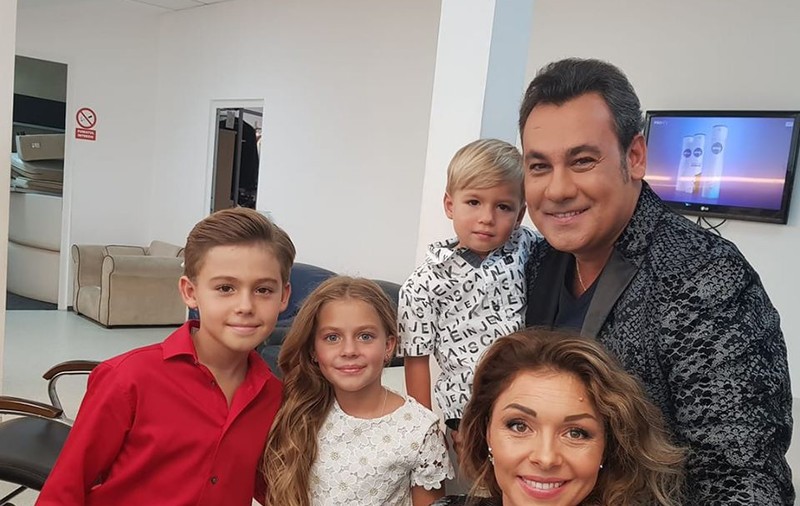 Imagini rare cu cei trei copii ai lui Ionuț Dolănescu. Ioana și Iancu duc tradiția familiei mai departe