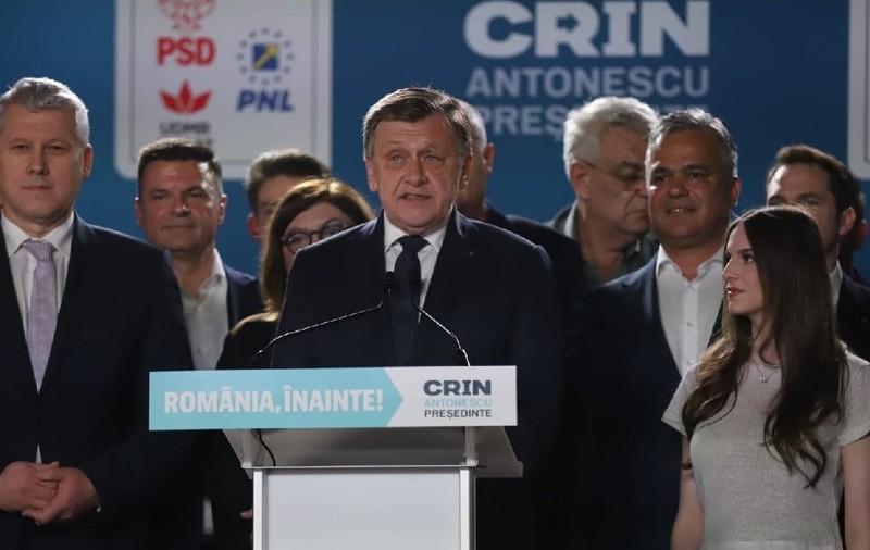 Crin Antonescu, după aflarea rezultatelor Exit Poll pentru turul întâi al alegerilor prezidențiale 2025: „Un gest de responsabilitate, așteptăm numărătoarea tuturor voturilor”