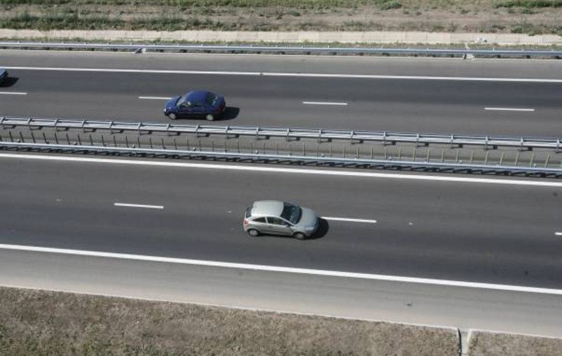 Restricții de circulație pe Autostrada Soarelui, din cauza lucrărilor de asfaltare