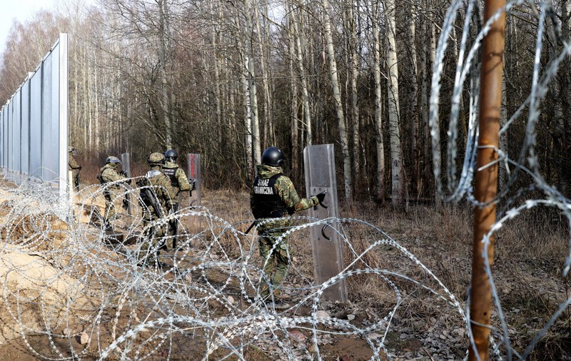 Rusia și Belarus sunt suspectate că au recrutat teroriști Hamas și Hezbollah pentru o operațiune hibridă împotriva UE și NATO