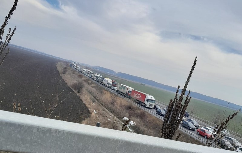 Protestele fermierilor și transportatorilor, ziua 10: Traficul a fost blocat pe Autostrada București-Ploiești. Nicușor Dan anunță cum se va desfășura manifestația din București