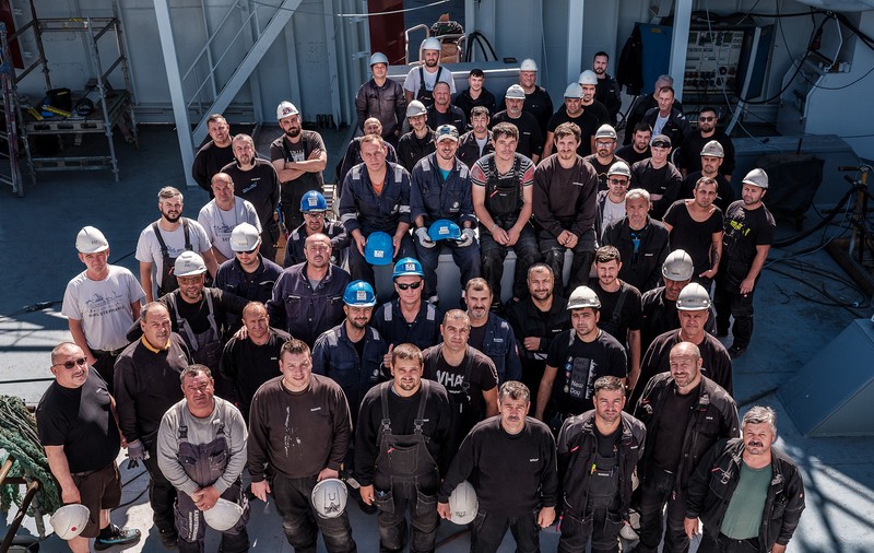 REPORTAJ. 1 Decembrie cu diaspora românească din Danemarca. 80 de electricieni români lucrează într-un șantier naval din Skagen: „Oamenii de sus nu sunt pregătiți, sunt zero. Din cauza sistemului, nu avem nimic în țară”