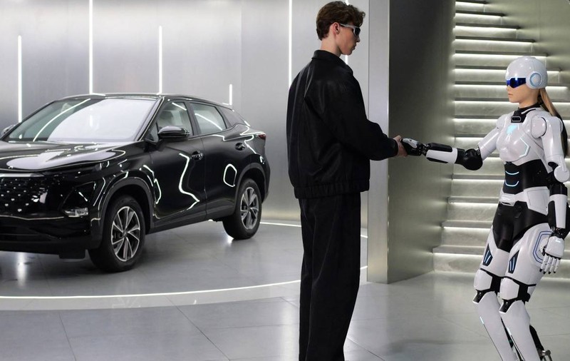 Cel mai mare exportator de autoturisme din China înlocuiește agenții de vânzări cu roboți: „Sunt la fel de insistenți”