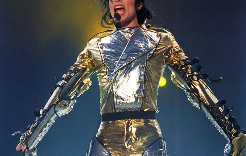 Michael Jackson îşi dorea să danseze pe Lună