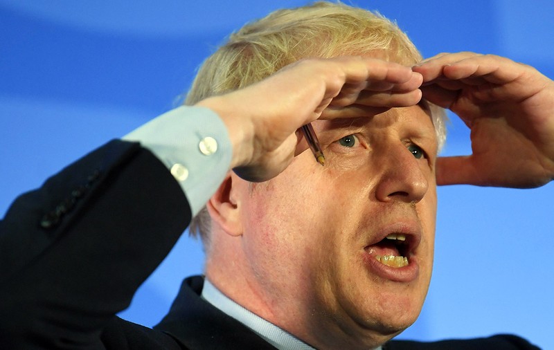 Boris Johnson se întâlnește cu Merkel și Macron pentru a discuta termenii Brexit-ului
