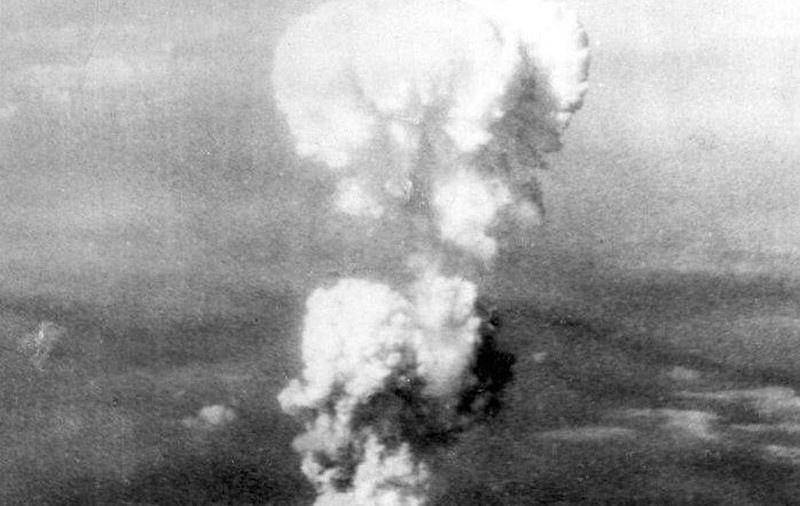 JAPONIA a COMEMORAT 69 de ANI de la ATACUL cu BOMBA ATOMICĂ de la NAGASAKI!