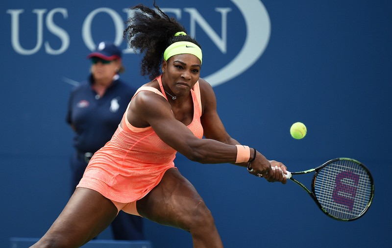 Convingătoare în ”optimi”, Serena Williams se va duela cu sora Venus, pentru un loc în semifinale