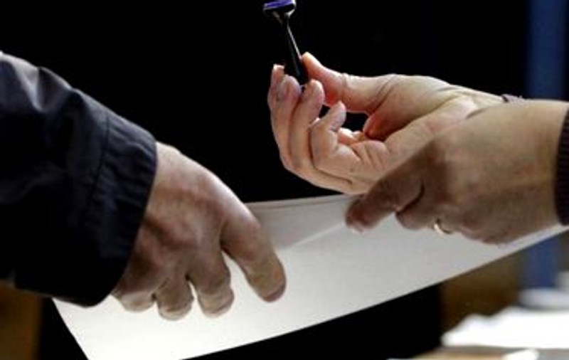 Paradox electoral: 2.000 de români au votat deja pentru turul II. Viorica Dăncilă anunță că va contesta votul prin corespondență