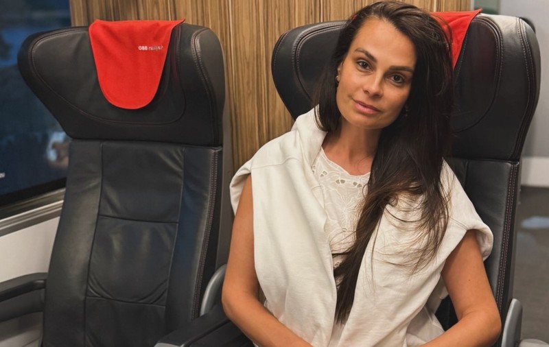 Anca Serea, clipe dificile în vacanța cu copiii: Trenul spre Viena a rămas fără electricitate la temperaturi extreme. „Suntem șocați!”