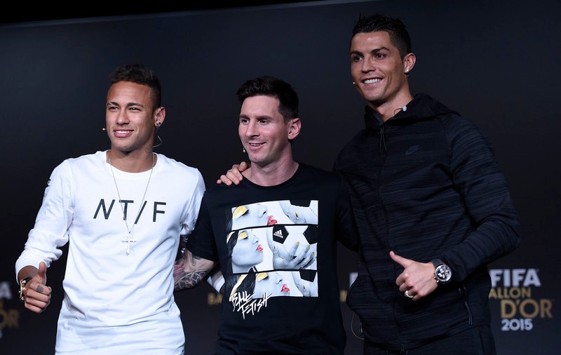 Topul salariilor în fotbal. Cu cât e remunerat Messi în comparație cu Ronaldo și cu Neymar