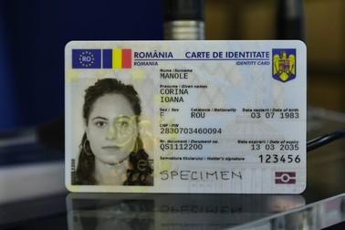 Noua carte de identitate, prezentată de MAI. FOTO: Vlad Chirea