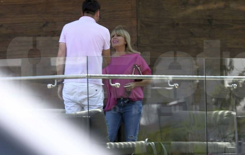 Ce şanse are Elena Udrea să facă afaceri cu banane din Costa Rica