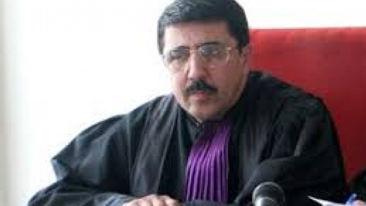 Judecătorul Bogdan Ion-Tudoran de la Curtea de Apel București este anchetat de Inspecția Judiciară. Și-ar fi favorizat fiul, acuzat de practicarea fără drept a avocaturii