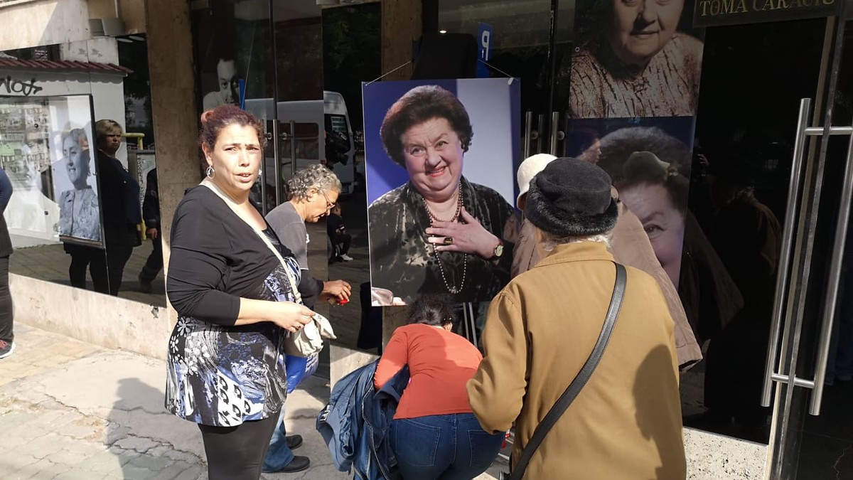 Cum a fost surprinsă Ioana Tufaru la Teatrul Bulandra, unde a fost să-i aducă un ultim omagiu Tamarei Buciuceanu Botez