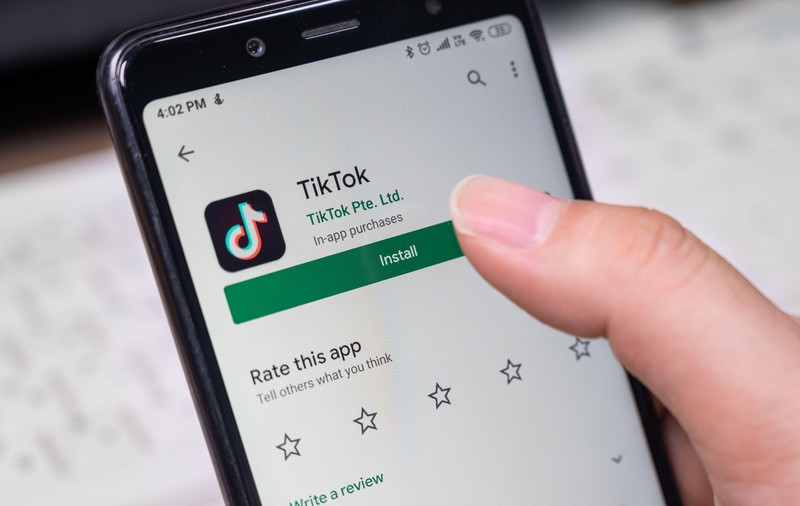 Comisia Europeană ameninţă că va suspenda funcţia TikTok Lite, care recompensează timpul petrecut în faţa ecranului 