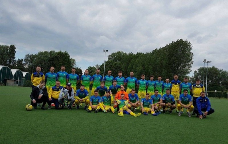 Cine sunt românii care fac legea în fotbalul belgian. Joacă împotriva naționalei presei, echipă care participă la Jocurile Mondiale ale Francofoniei