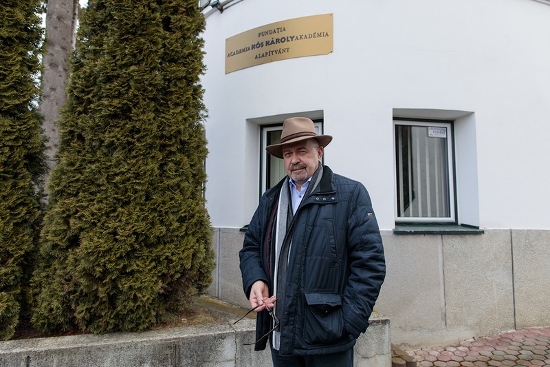 Markó Béla a marosvásárhelyi Kós Károly Alapítvány székhelyén | Fotó: Vlad Chirea / Libertatea
