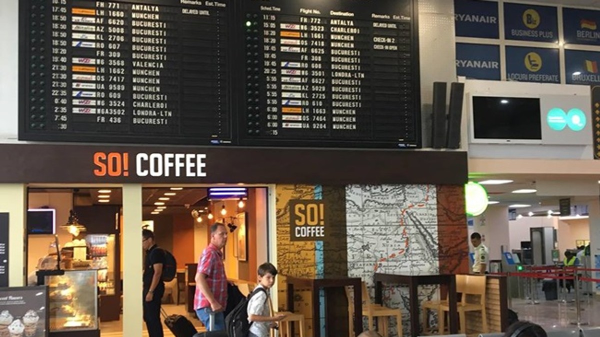 Aproape 200 de oameni așteaptă de cinci ore pe Aeroportul din Timișoara să plece spre Antalya