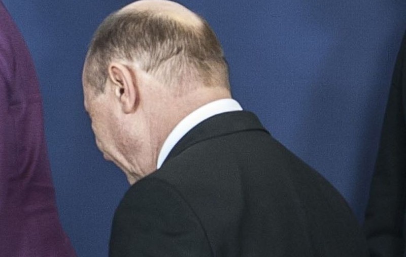 TRAIAN BĂSESCU A FOST SUSPENDAT!