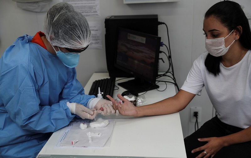 De ce pacienții vindecați de COVID-19 se infectează din nou? Cercetătorii din Coreea de Sud încearcă să găsească explicații