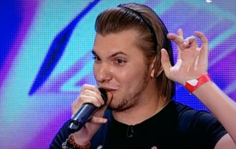 A fost la "Burlăciţa", iar acum l-a scos din minţi pe Cheloo, la X Factor