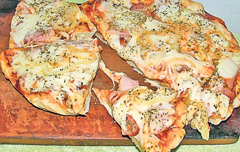 O rețetă pe zi | Pizza cu aluat pufos