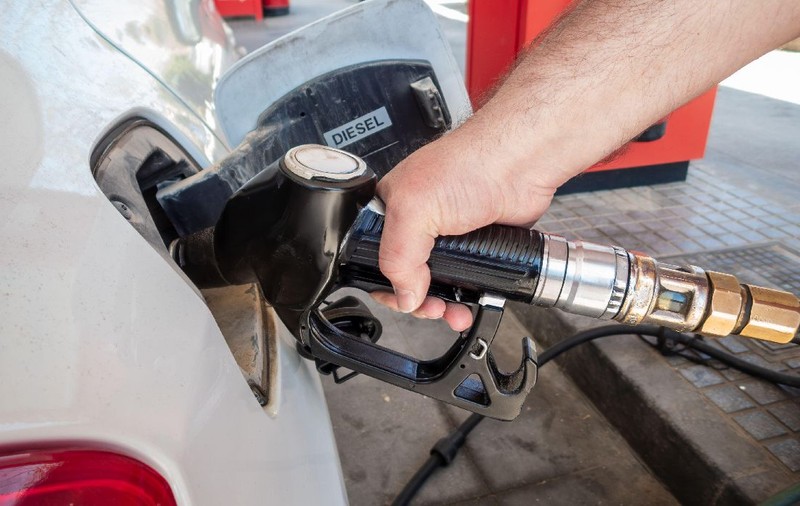 Prețul benzinei și motorinei a crescut sâmbătă, 20 iunie 2026. Cât costă un litru de carburant în București, Cluj-Napoca, Timișoara, Iași și Constanța