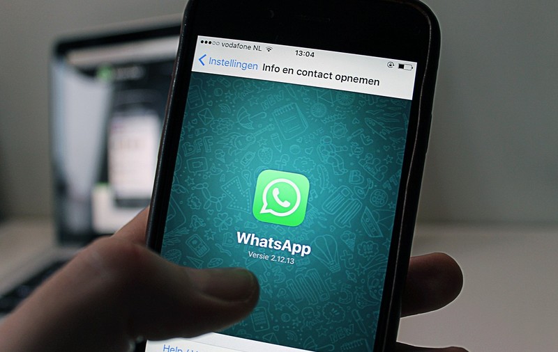 Utilizatorii WhatsApp au fost vizați de un atac cibernetic major care a vizat instalarea unui program de supraveghere a telefoanelor