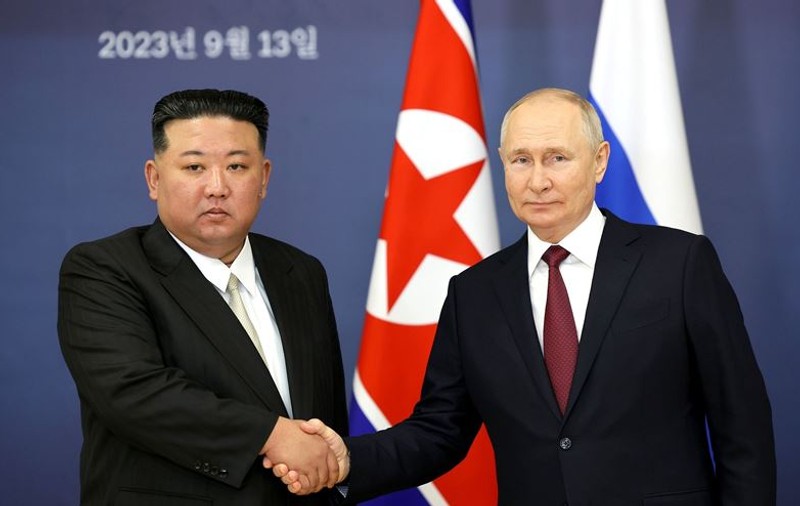Vladimir Putin va merge în Coreea de Nord, transmite Kremlinul
