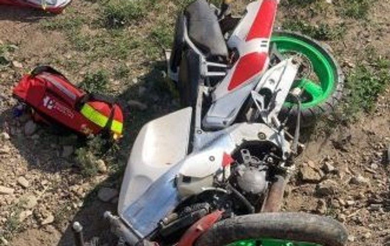 Tatăl i-a făcut masaj cardiac fiului, pentru a-l salva. Tânărul rănit în accident nu a supraviețuit