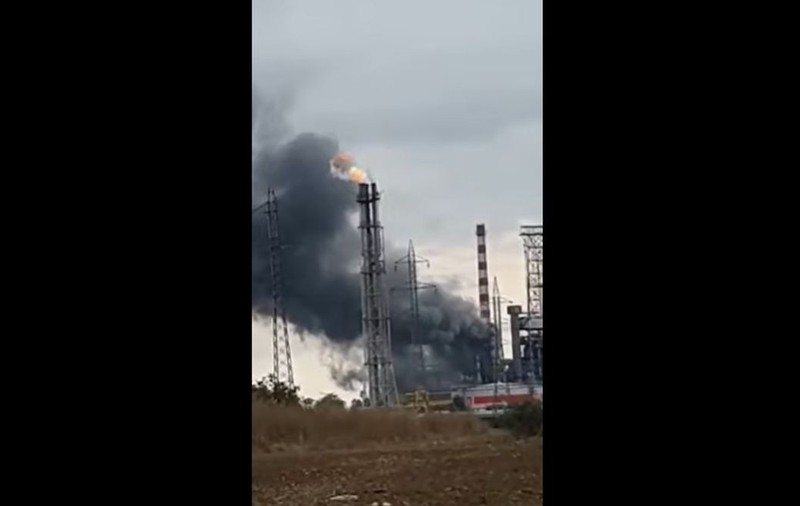 Incendiu la rafinăria Lukoil de la Ploiești. A fost emis un mesaj Ro-Alert