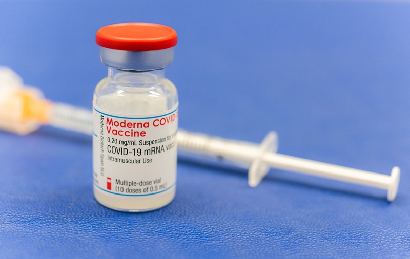 CNCAV: Vaccinurile anti-COVID nu sunt recomandate momentan femeilor însărcinate fără consultarea medicului