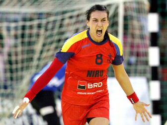 Cristina Neagu se bucura dupa un gol marcat / FOTO: Hepta
