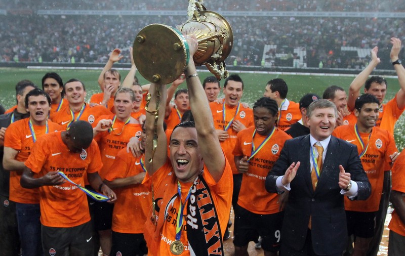 Cadou-surpriză făcut de Rinat Ahmetov lui Darijo Srna de ziua lui: ”Du-te la secretară!”