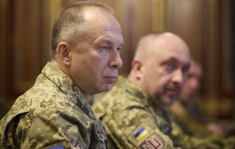 Șeful armatei ucrainene a anunțat că una dintre cererile lui Putin e inacceptabilă: „Folosește negocierile de pace"