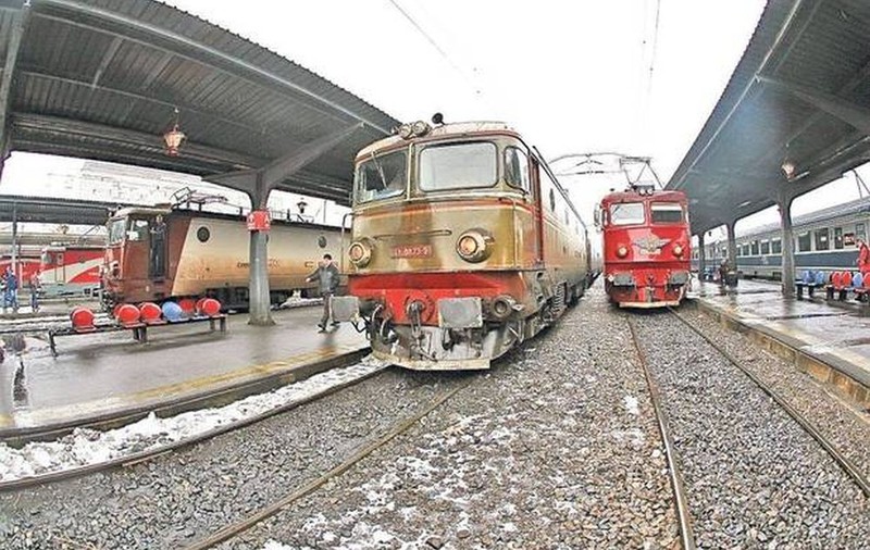 ”Trenurile zăpezii” cu preţ redus, prin ”mica Austrie” din Valea Jiului