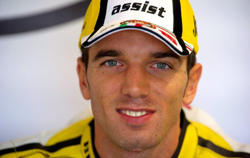 Motociclistul Alex de Angelis a fost plasat în comă artificială