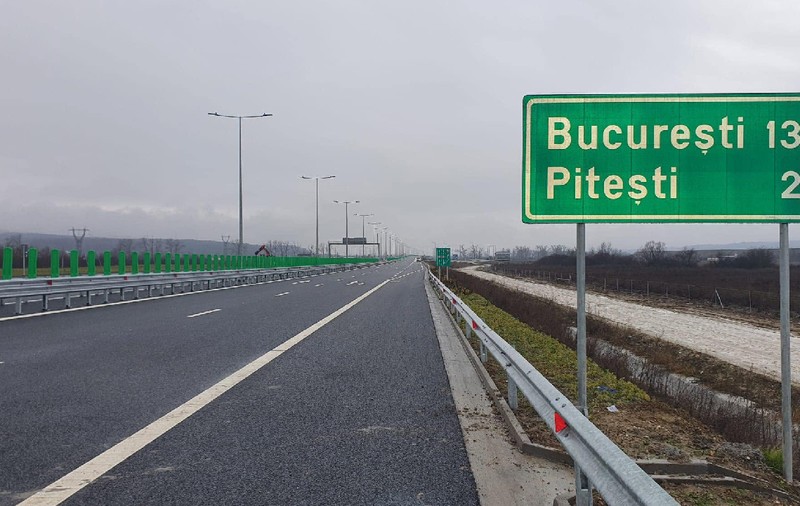 Restricții de trafic pe autostrada A1 Pitești-București: se repară fisurile de pe șosea