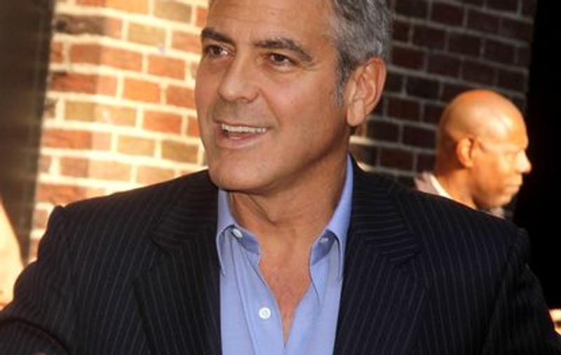 George Clooney: ”Mai bine să am 50 de ani decât să fiu mort”