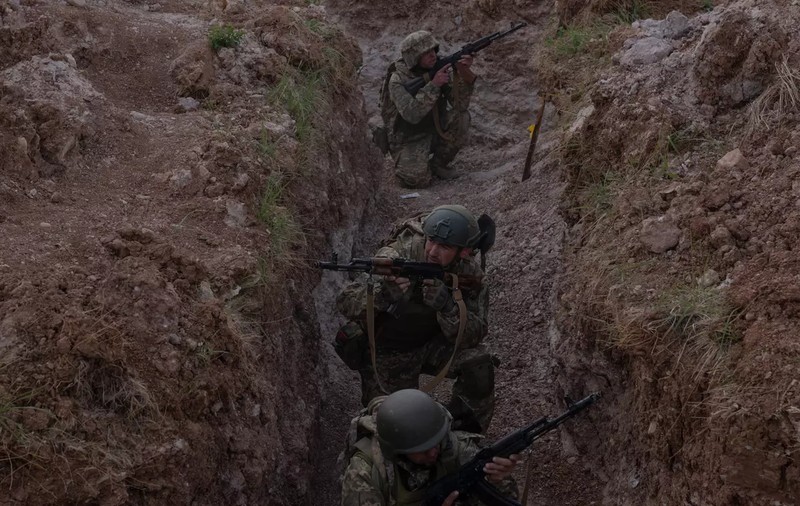 Ucraina anunţă că a oprit asaltul rus în Harkov şi „desfăşoară acţiuni contraofensive"