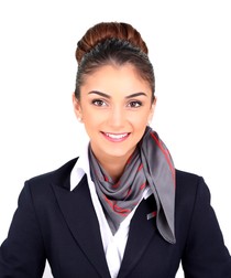 Andreea Ștefănescu este specialistă în etichetă internațională și locuiește de zece ani în Dubai