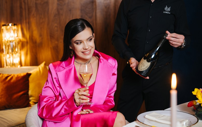 UNDA Open Possibilities sărbătorește un an Un An de Excelență în Casual Fine Dining și Evenimente Exclusiviste