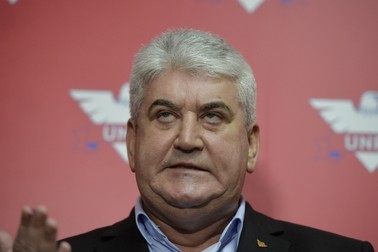 Rămas fără UNPR, Gabriel Oprea candidează independent în București