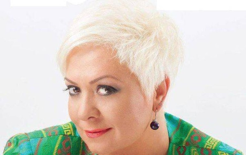 MONICA ANGHEL "ARE BĂIAT" DE 30 DE ANI! UITE CINE E ŞI CUM ARATĂ! | VIDEO