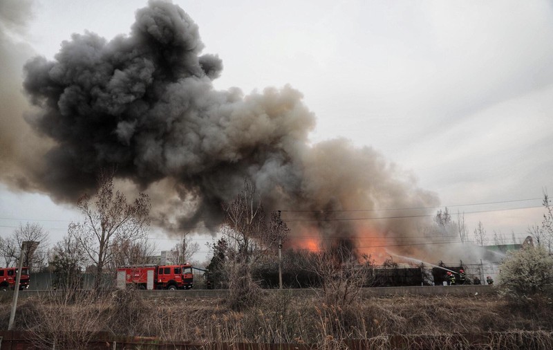 Octavian Berceanu, despre incendiul din Glina: Fumul e de 4.500 de ori mai toxic decât cel provenit de la arderea lemnului