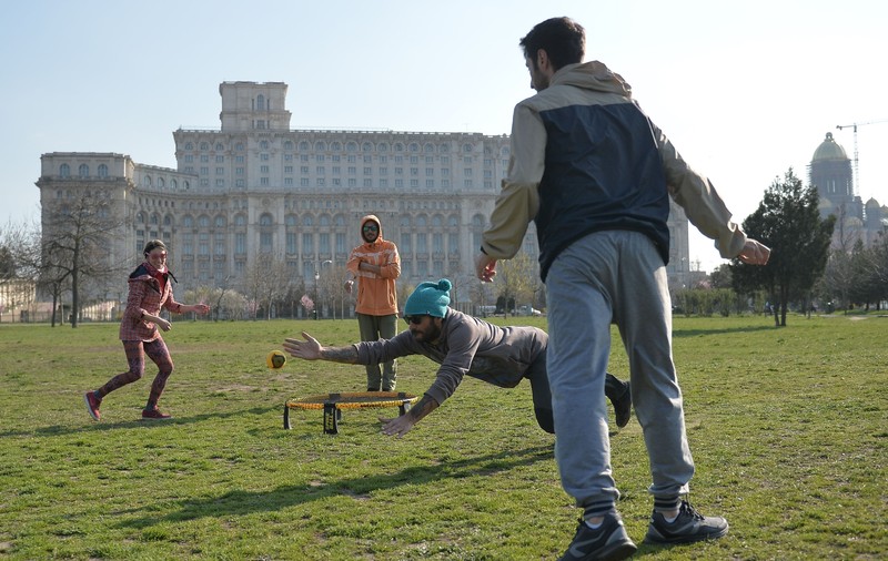 O firmă a organizatorilor Untold și Neversea vrea să concesioneze Parcul Izvor pentru tot anul, ca să organizeze evenimente