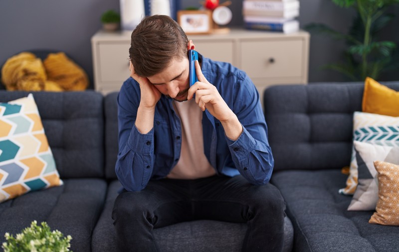 Fenomenul falșilor terapeuți: 400 de lei pe ședință ca „să-ți predai depresia, anxietatea, insomnia, frica și furia lui Dumnezeu?”- investigație PressOne