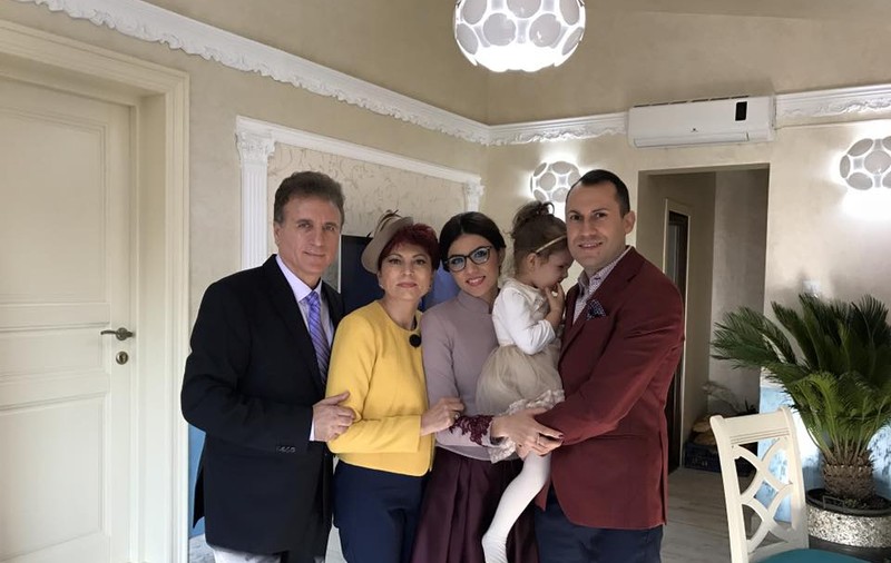 Sărbătoare mare în familia cântăreţului Constantin Enceanu! Și-a botezat cel de-al doilea nepot