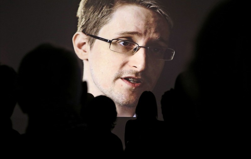 Viața lui Edward Snowden, informatorul vânat de SUA